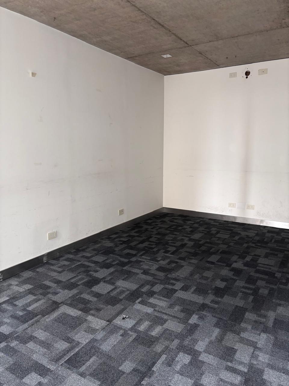 Oficinas Funcionales en el Corredor Libertador - Imagen 17